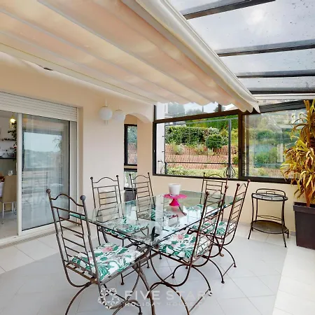 Elise Five Stars Holiday House Villa Niza